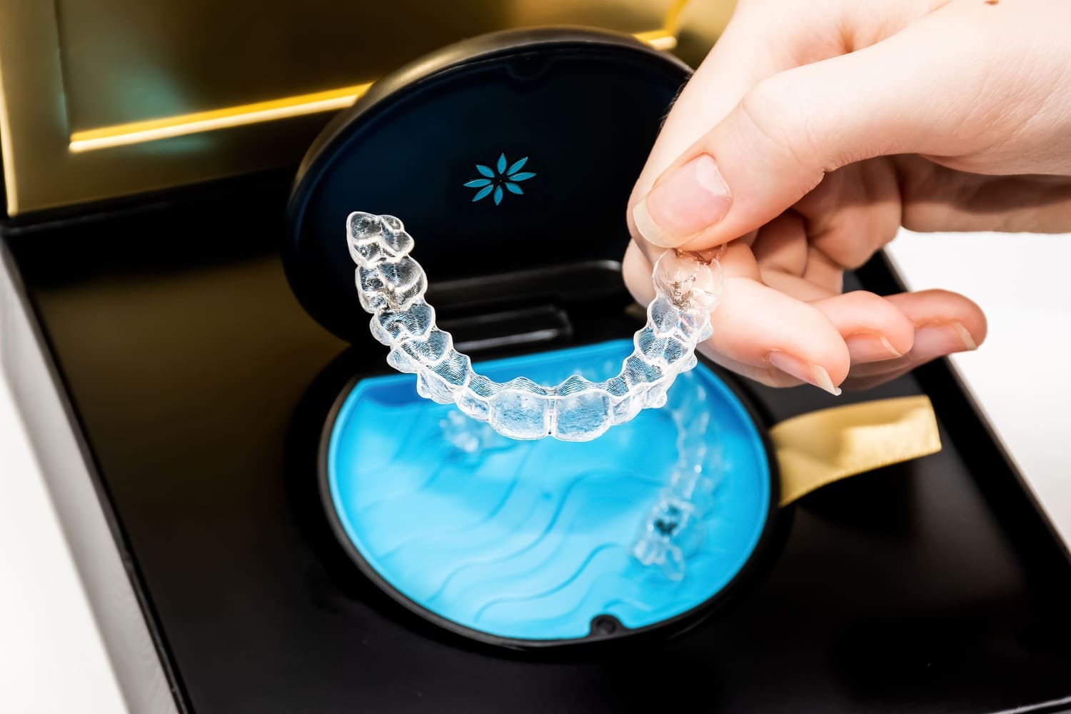 invisalign-tray